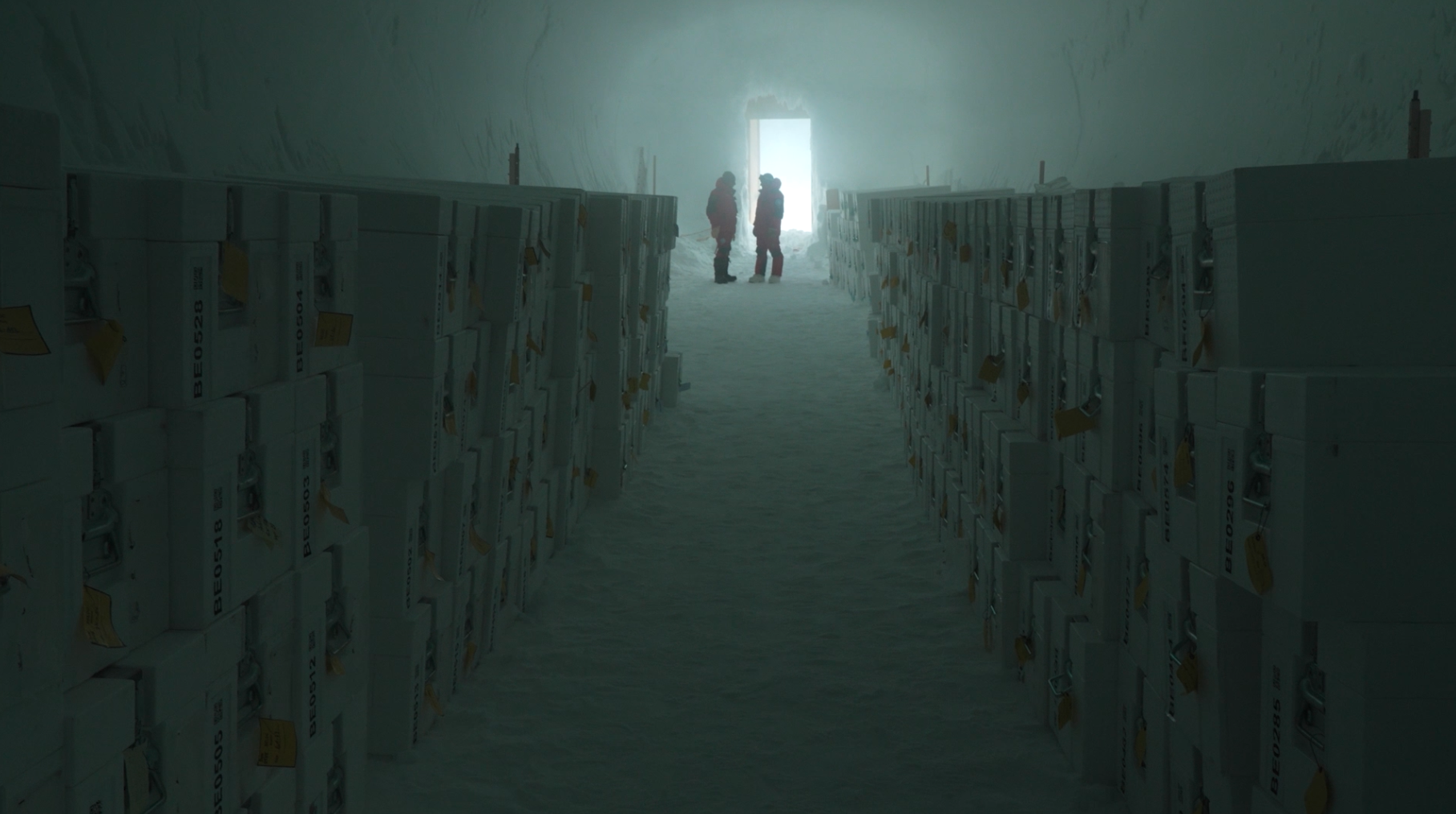 Core samples arrive at the Ice Memory Sanctuary. Core samples arrive at the Ice Memory Sanctuary.